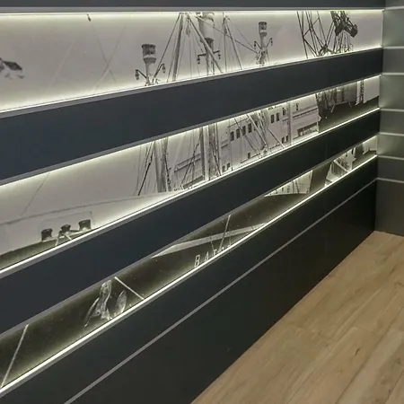 Batorego 713 * Γκντίνια